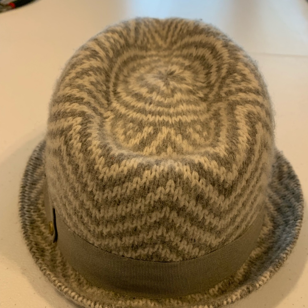 Bcbgeneration Fedora - image 3